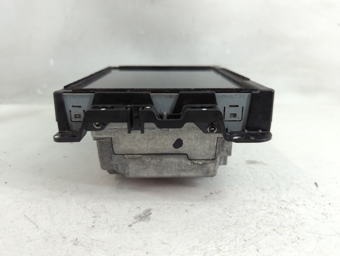 2015 Jeep Cherokee Radio AM FM Cd Player Receiver Replacement P/N:68238621AF Fits OEM Used Auto Parts - Oemusedautoparts1.co
