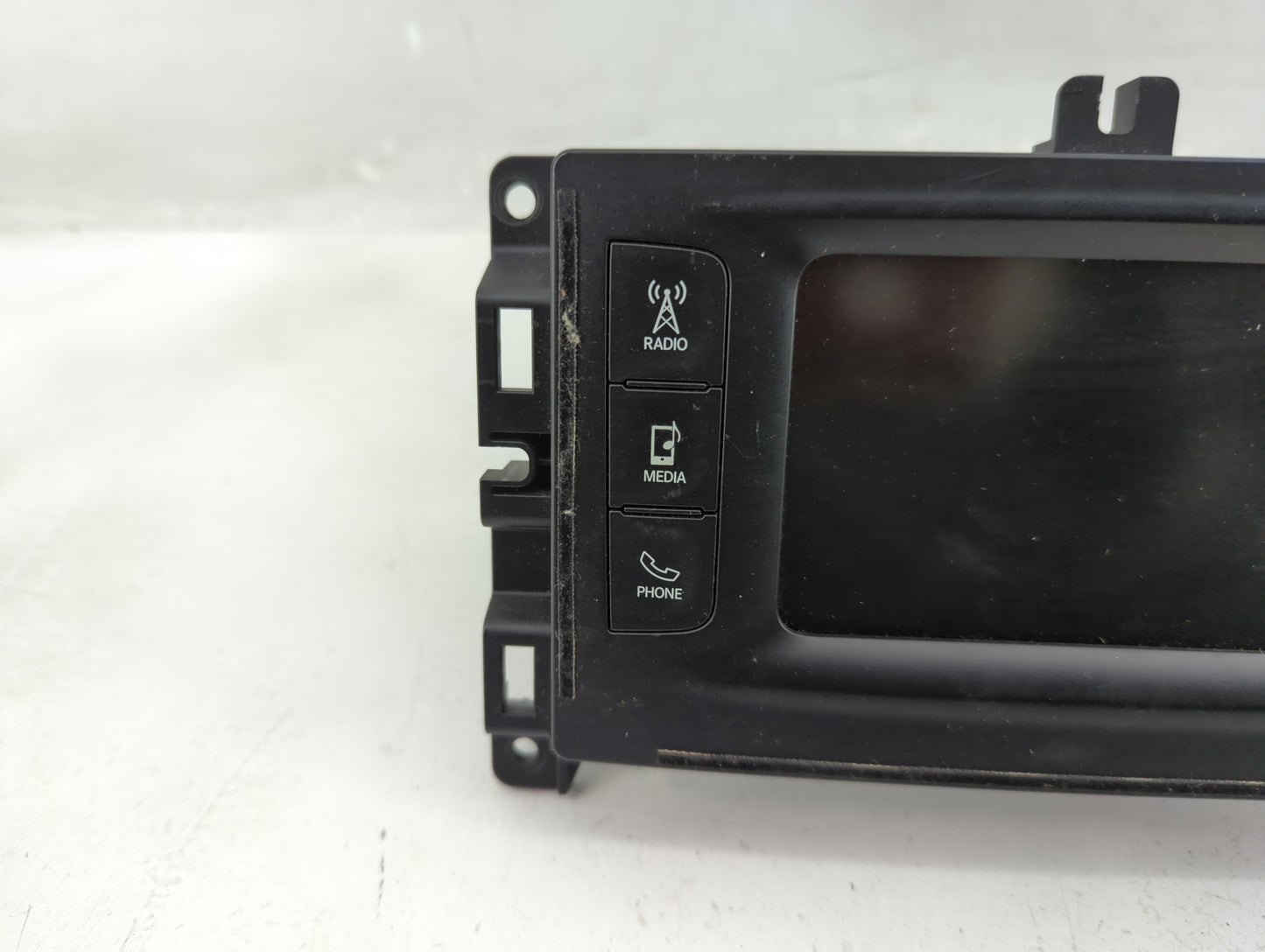 2015 Jeep Cherokee Radio AM FM Cd Player Receiver Replacement P/N:P05091375AE Fits OEM Used Auto Parts - Oemusedautoparts1.c