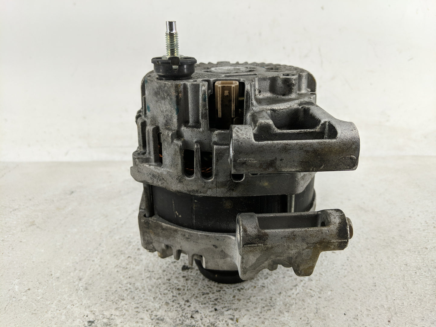 2014-2018 Jeep Cherokee Alternator Replacement Generator Charging Assembly Engine OEM P/N:56029624AB Fits OEM Used Auto Part