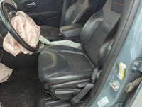 2015-2022 Jeep Cherokee Driver Front Seat Oem 1304367 - Oemusedautoparts1.com
