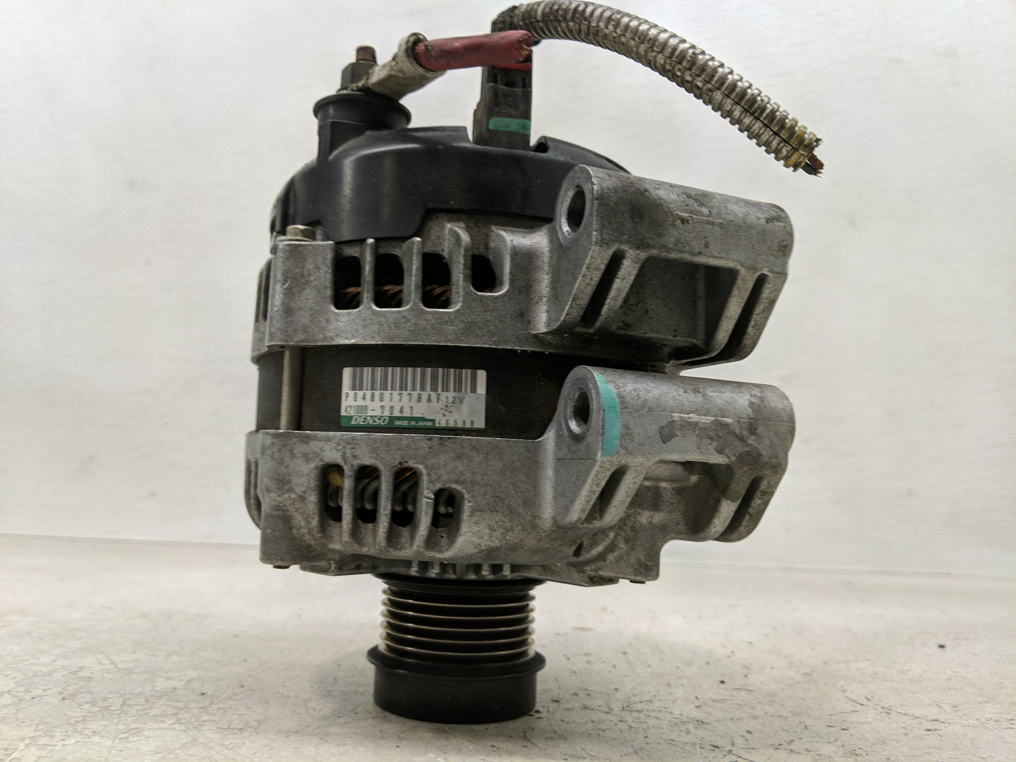 2015-2022 Jeep Cherokee Alternator Replacement Generator Charging Assembly Engine OEM P/N:P04801778AF Fits OEM Used Auto Par