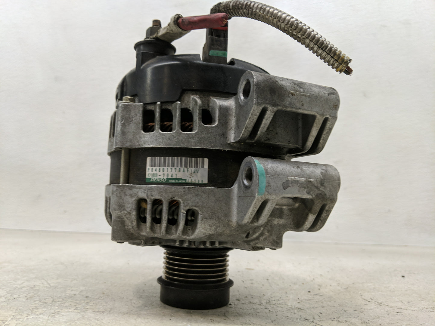2015-2022 Jeep Cherokee Alternator Replacement Generator Charging Assembly Engine OEM P/N:P04801778AF Fits OEM Used Auto Par