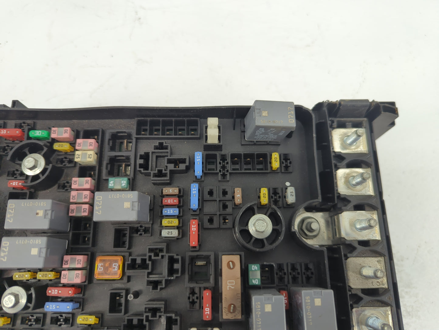 2015 Jeep Cherokee Fusebox Fuse Box Panel Relay Module P/N:68235118AB Fits OEM Used Auto Parts - Oemusedautoparts1.com