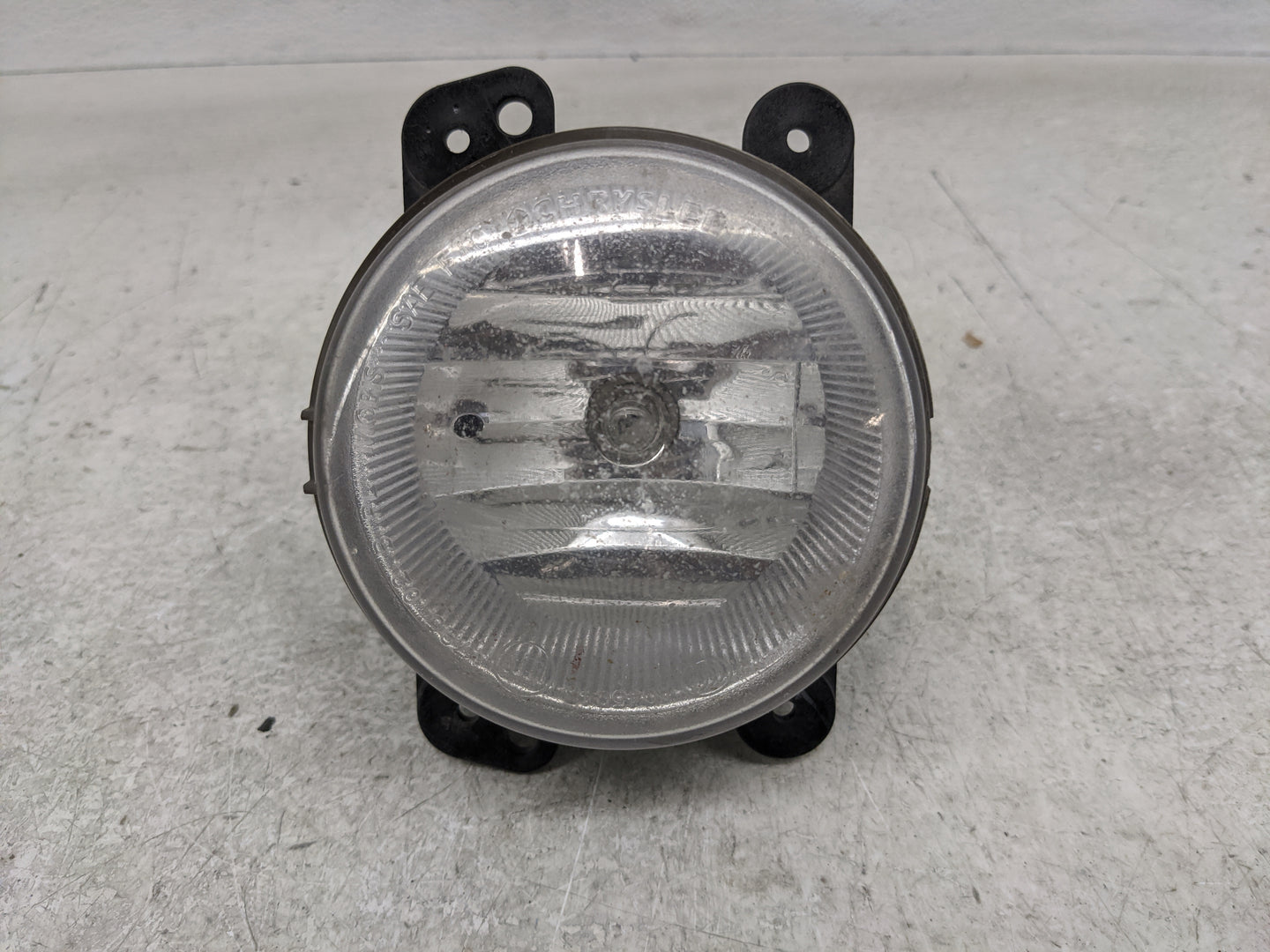2014-2018 Jeep Cherokee Driver Left Oem Fog Light Lamp - Oemusedautoparts1.com
