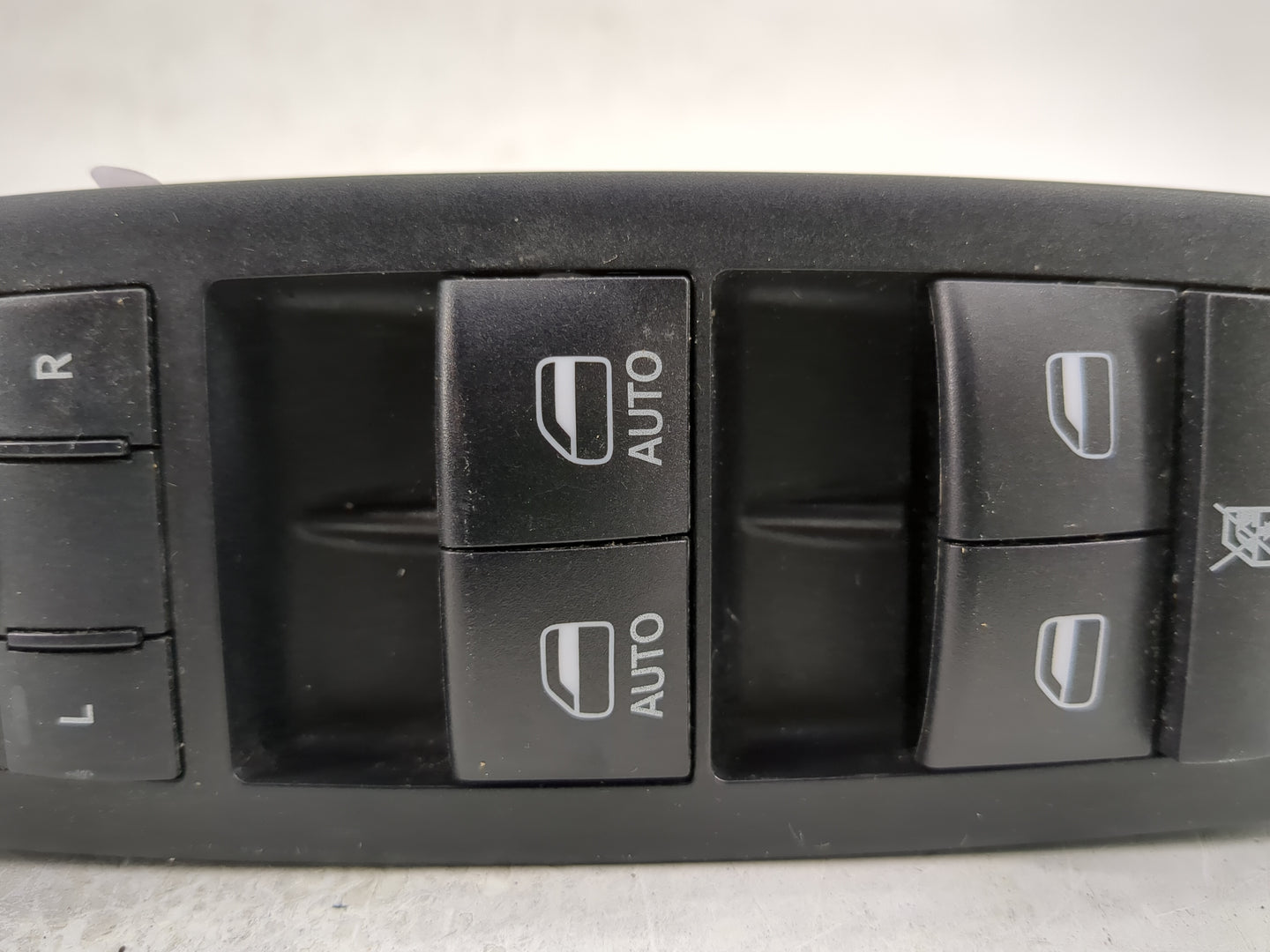 2015-2022 Jeep Cherokee Master Power Window Switch Replacement Driver Side Left P/N:68271206AB Fits OEM Used Auto Parts - Oe