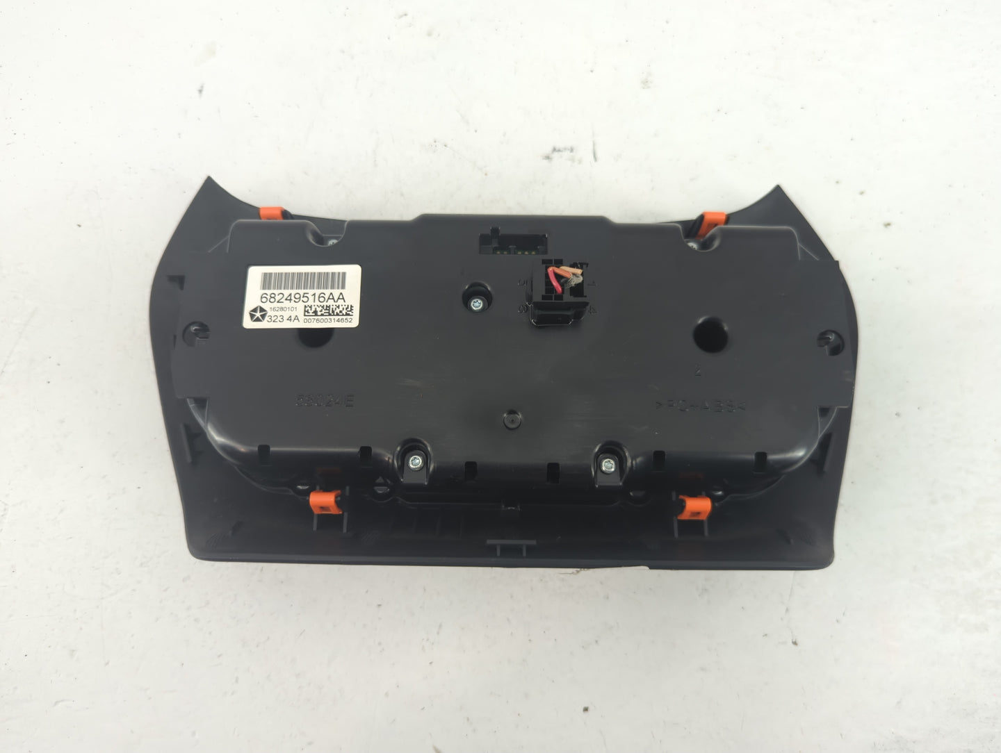 2015-2018 Jeep Cherokee Climate Control Module Temperature AC/Heater Replacement P/N:68249516AA Fits Fits 2015 2016 2017 201