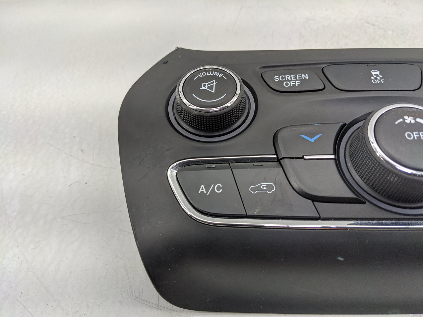 2015-2018 Jeep Cherokee Climate Control Module Temperature AC/Heater Replacement P/N:68249516AB Fits Fits 2015 2016 2017 201