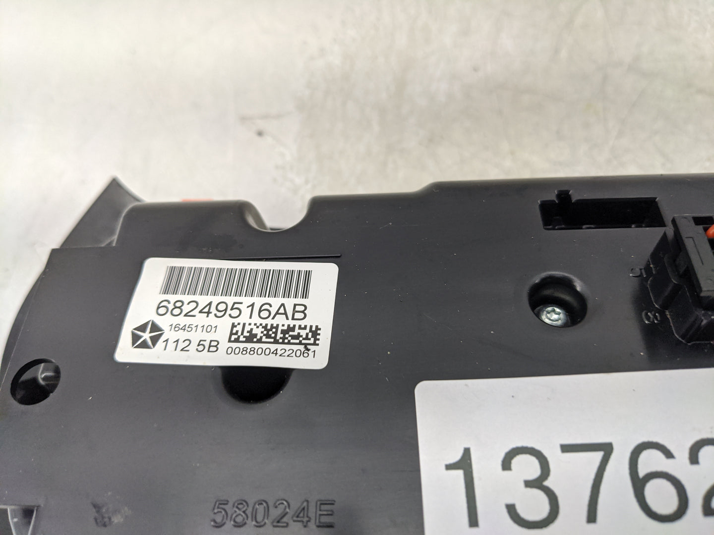 2015-2018 Jeep Cherokee Climate Control Module Temperature AC/Heater Replacement P/N:68249516AB Fits Fits 2015 2016 2017 201