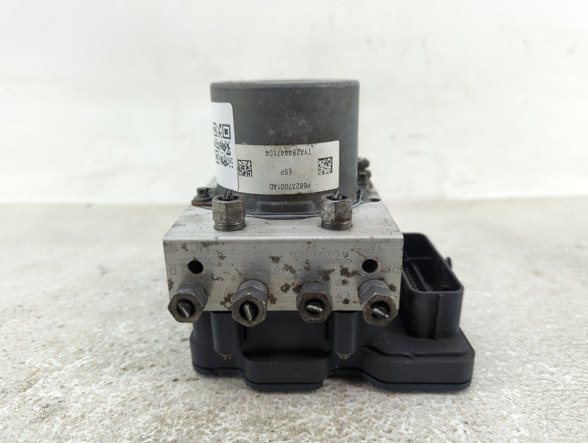2015 Jeep Cherokee Anti-Lock Brake ABS Pump Module Actuator OEM P/N:P68237001AD Fits OEM Used Auto Parts - Oemusedautoparts1