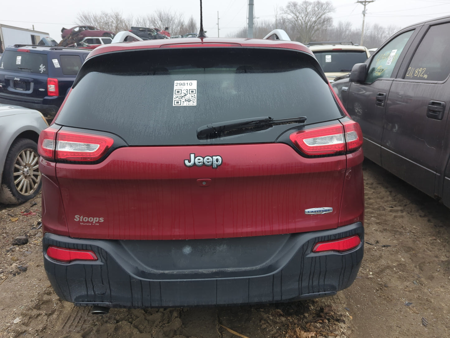2014-2018 Jeep Cherokee Trunk/decklid/hatch/tailgate Oem 1386611 - Oemusedautoparts1.com