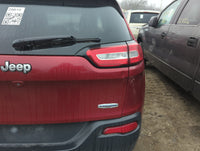 2014-2018 Jeep Cherokee Trunk/decklid/hatch/tailgate Oem 1386611 - Oemusedautoparts1.com