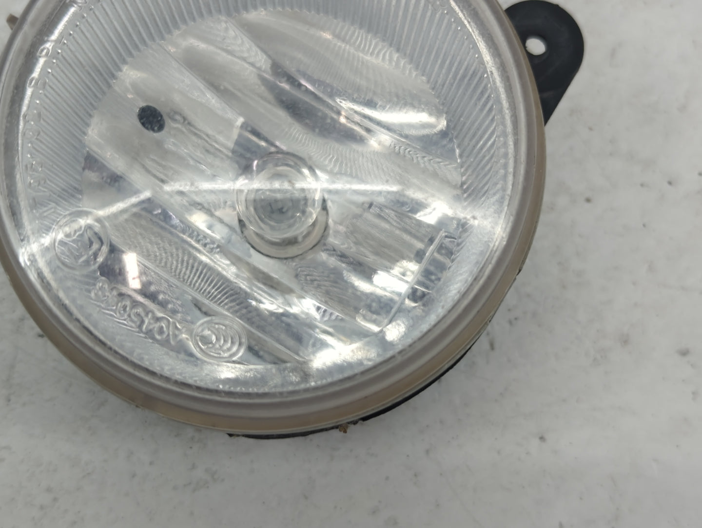 2014-2018 Jeep Cherokee Driver Left Oem Fog Light Lamp - Oemusedautoparts1.com