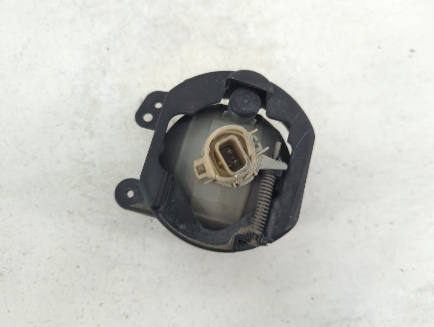 2014-2018 Jeep Cherokee Driver Left Oem Fog Light Lamp - Oemusedautoparts1.com