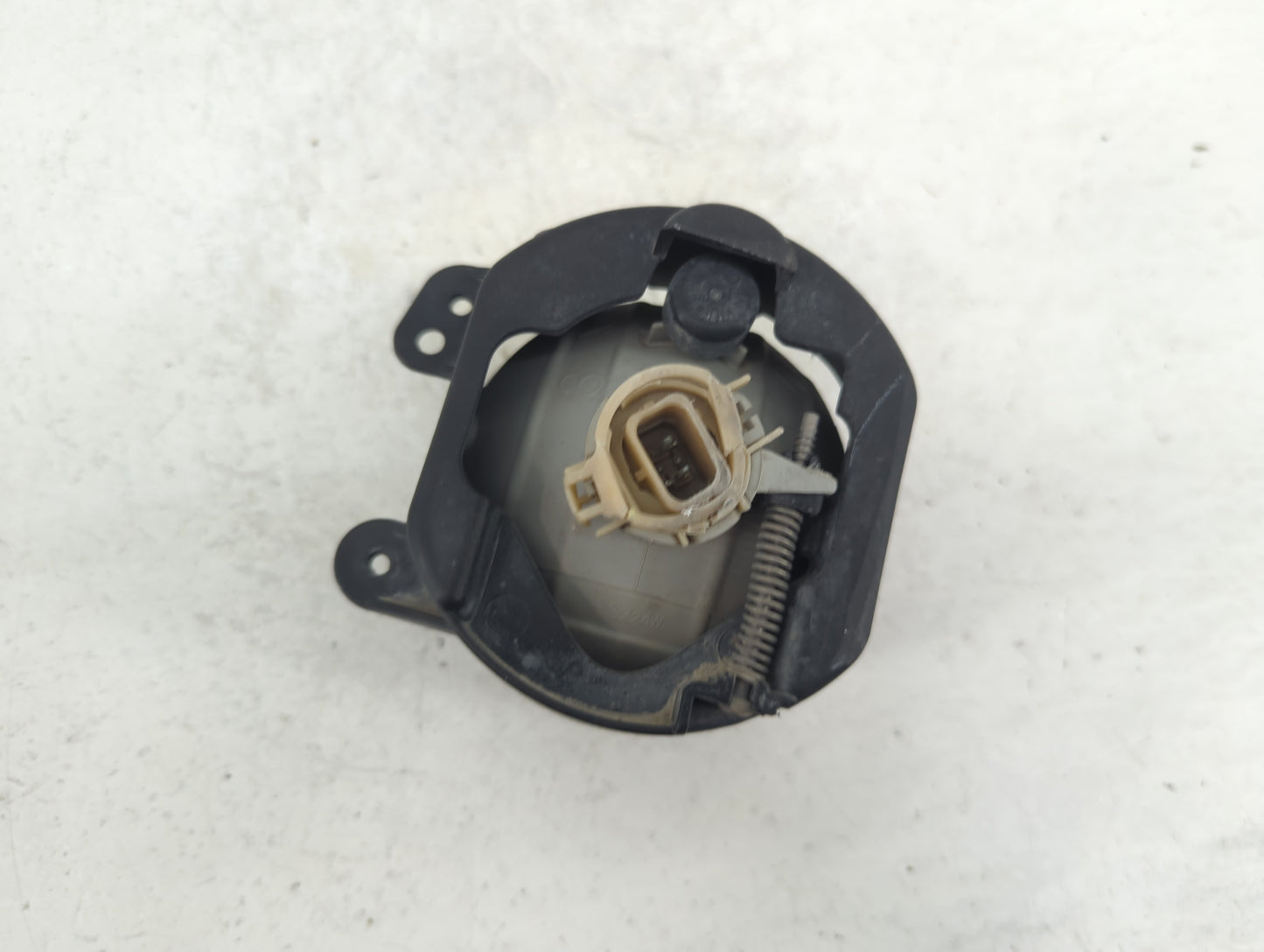 2014-2018 Jeep Cherokee Driver Left Oem Fog Light Lamp - Oemusedautoparts1.com