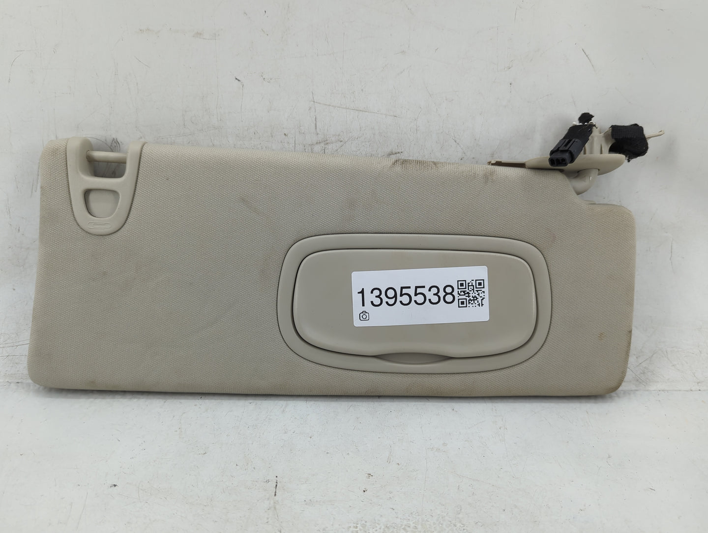 2014-2018 Jeep Cherokee Sun Visor Shade Replacement Passenger Right Mirror Fits Fits 2014 2015 2016 2017 2018 OEM Used Auto 