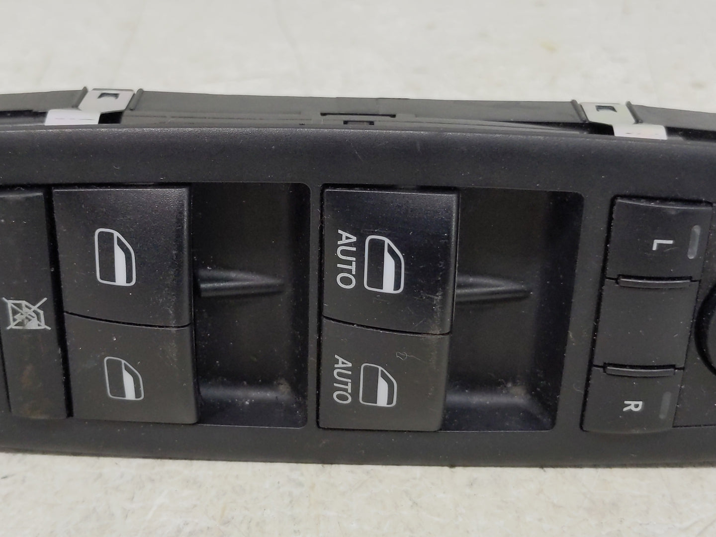 2015-2022 Jeep Cherokee Master Power Window Switch Replacement Driver Side Left P/N:68271206AB Fits OEM Used Auto Parts - Oe