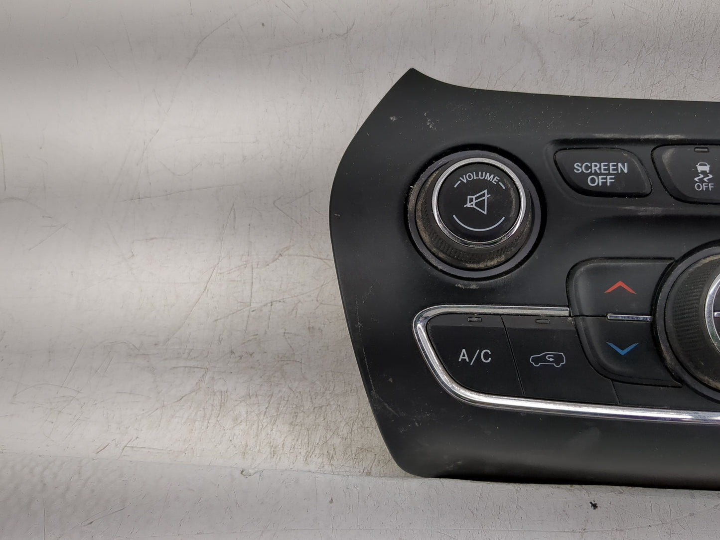 2015-2018 Jeep Cherokee Climate Control Module Temperature AC/Heater Replacement P/N:68249522AA Fits Fits 2015 2016 2017 201