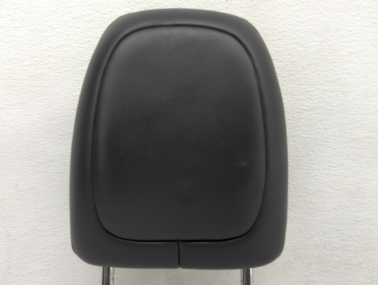 2015-2022 Jeep Cherokee Headrest Head Rest Front Driver Passenger Seat Fits Fits 2015 2016 2017 2018 2019 2020 2021 2022 OEM