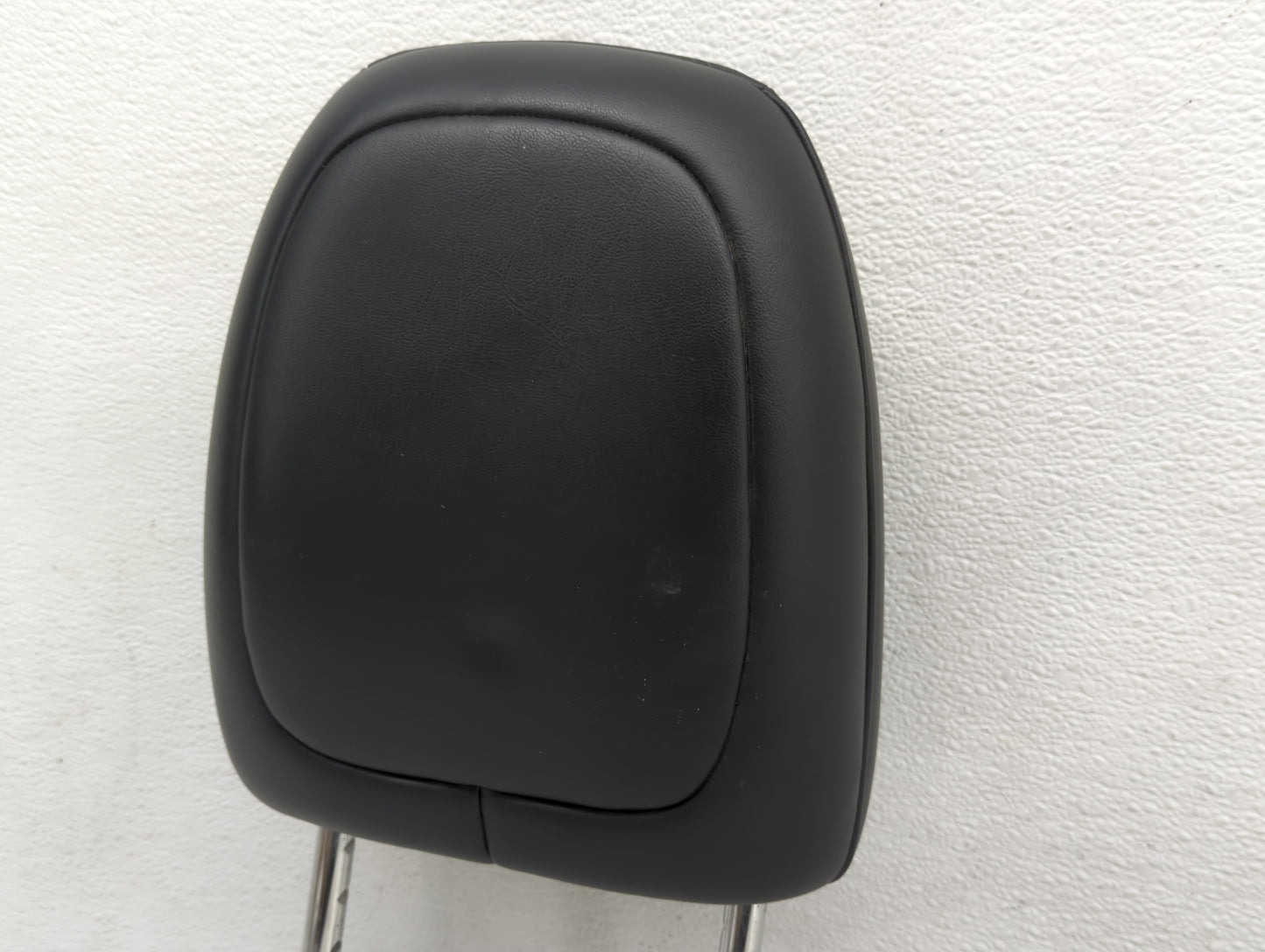 2015-2022 Jeep Cherokee Headrest Head Rest Front Driver Passenger Seat Fits Fits 2015 2016 2017 2018 2019 2020 2021 2022 OEM
