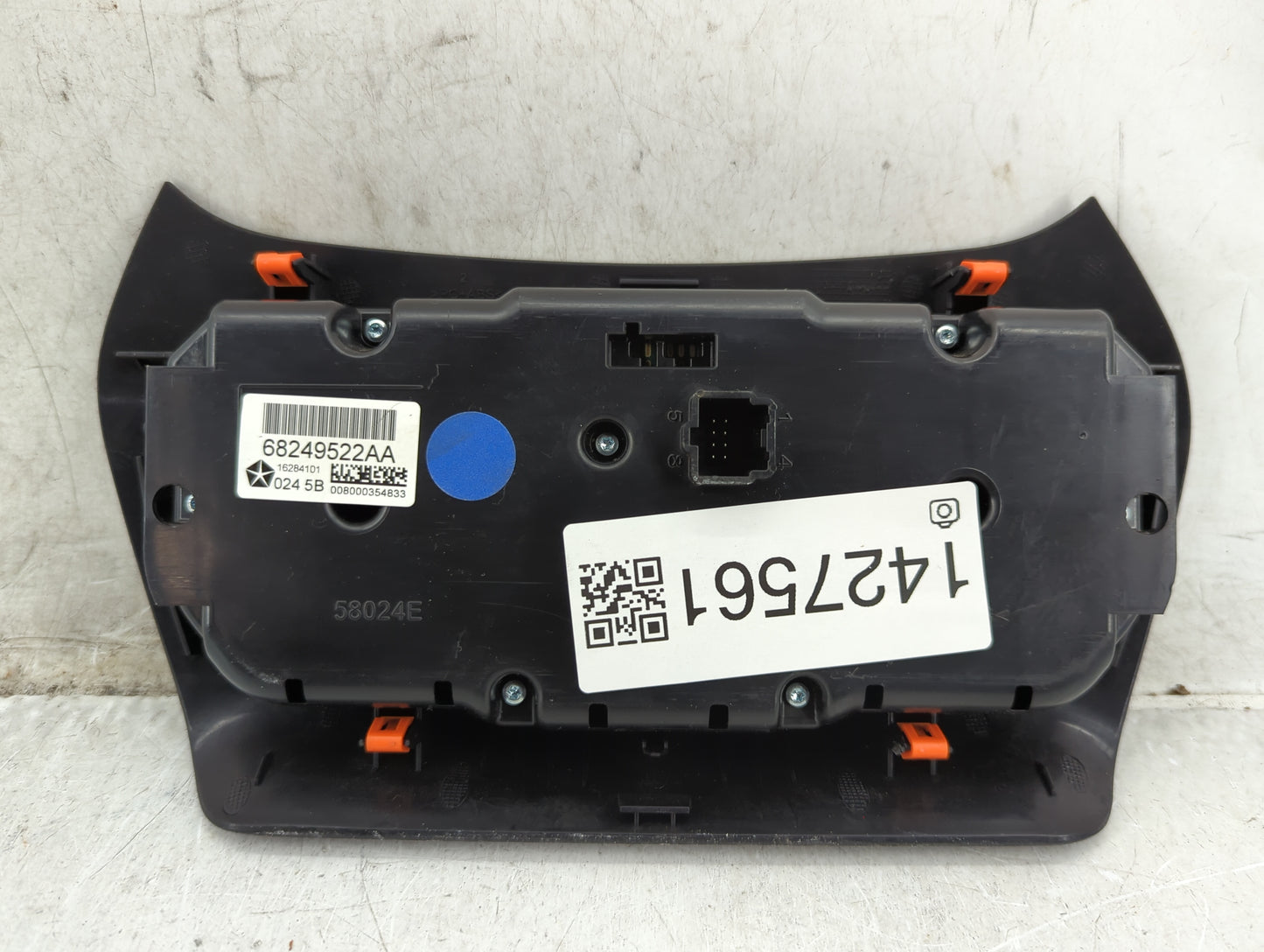 2015-2018 Jeep Cherokee Climate Control Module Temperature AC/Heater Replacement P/N:68249522AA Fits Fits 2015 2016 2017 201