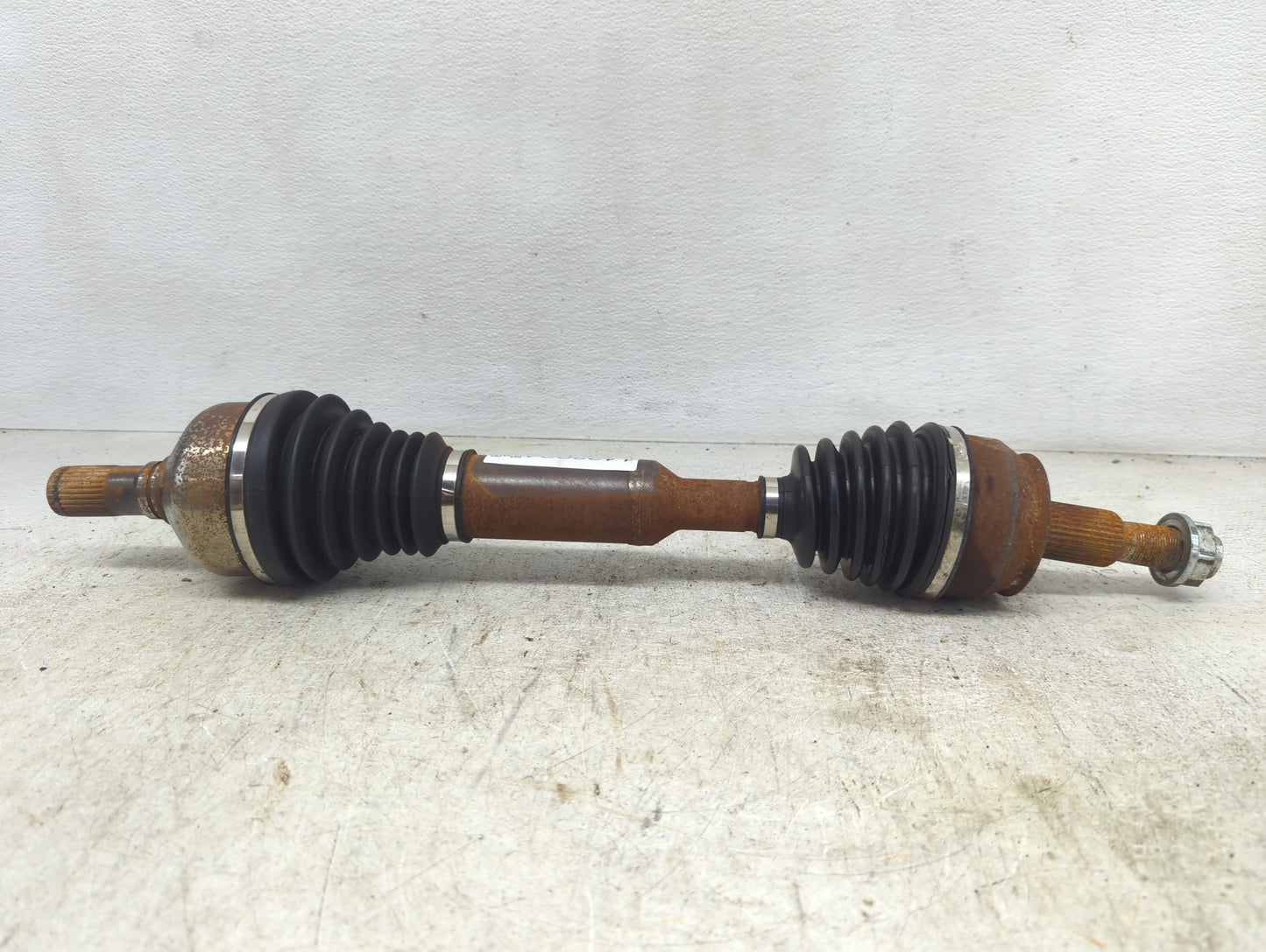 2014-2018 Jeep Cherokee Axle Shaft Front Passenger Cv C/v - Oemusedautoparts1.com