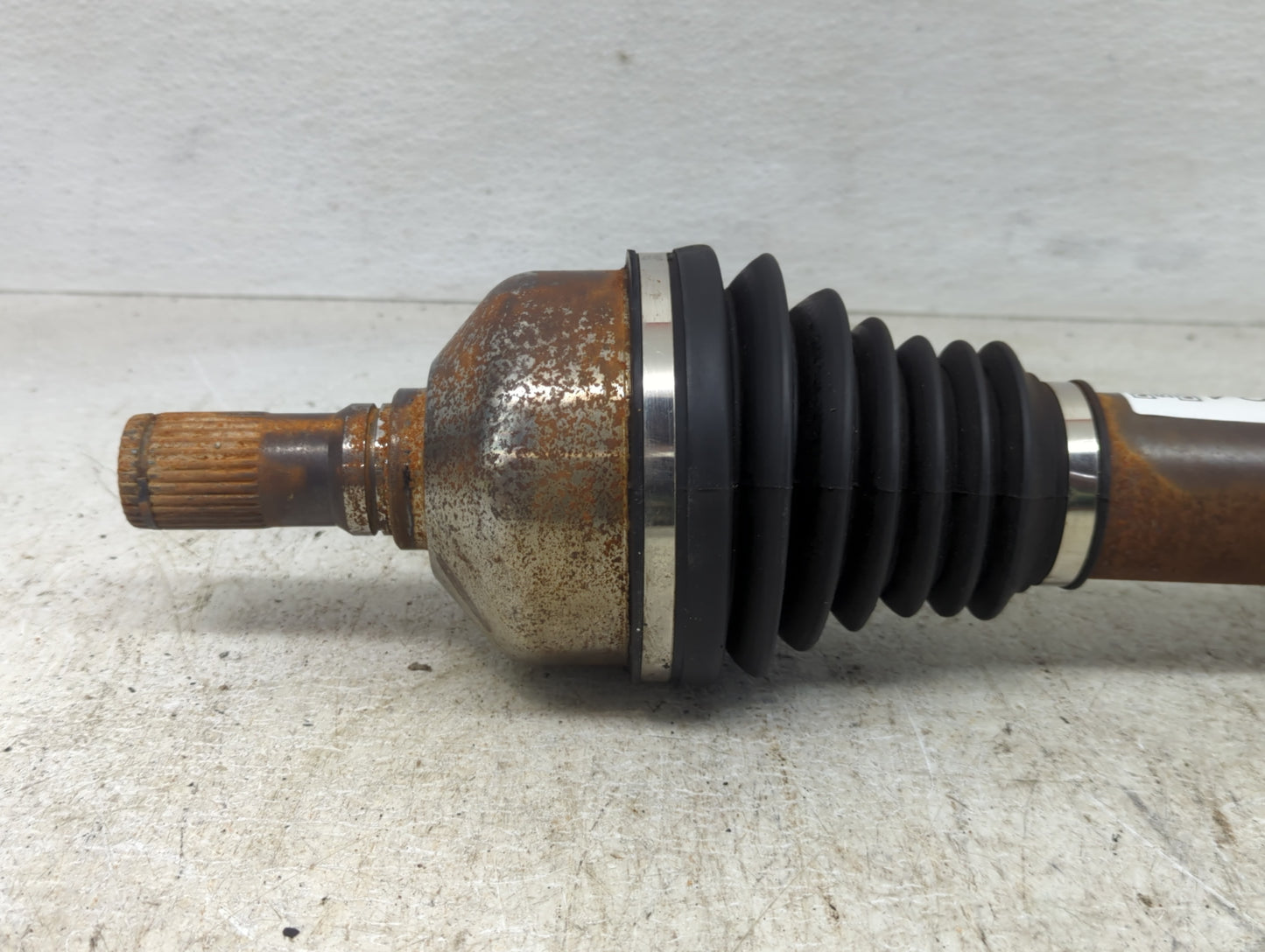 2014-2018 Jeep Cherokee Axle Shaft Front Passenger Cv C/v - Oemusedautoparts1.com
