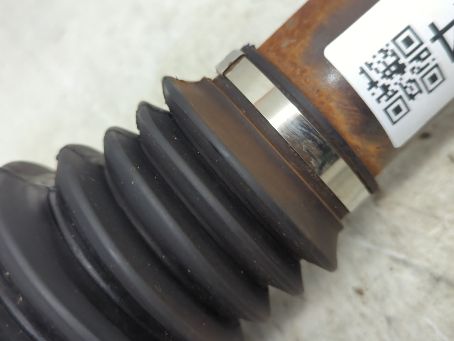 2014-2018 Jeep Cherokee Axle Shaft Front Passenger Cv C/v - Oemusedautoparts1.com