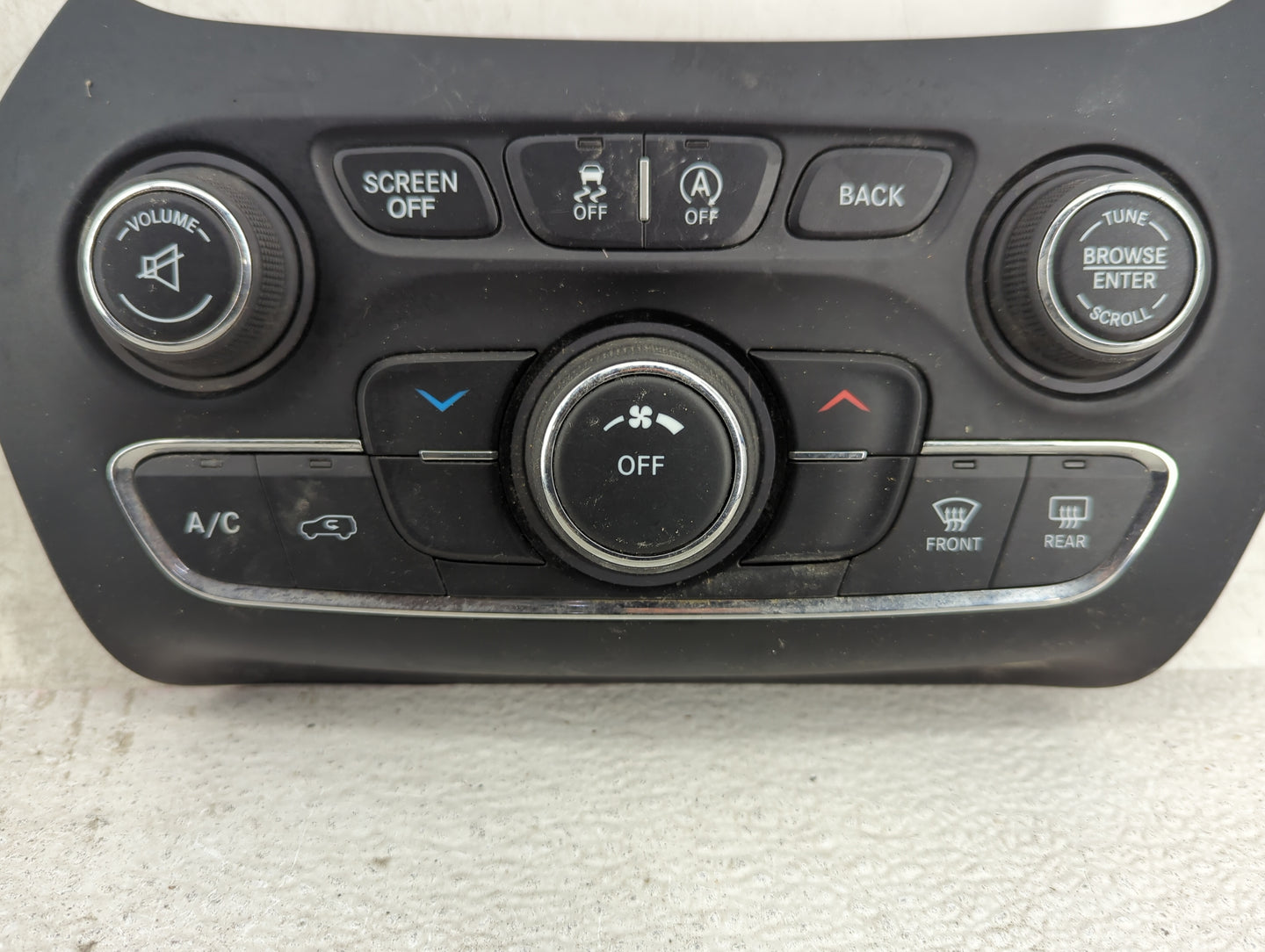 2015-2018 Jeep Cherokee Climate Control Module Temperature AC/Heater Replacement P/N:68249518AA Fits Fits 2015 2016 2017 201
