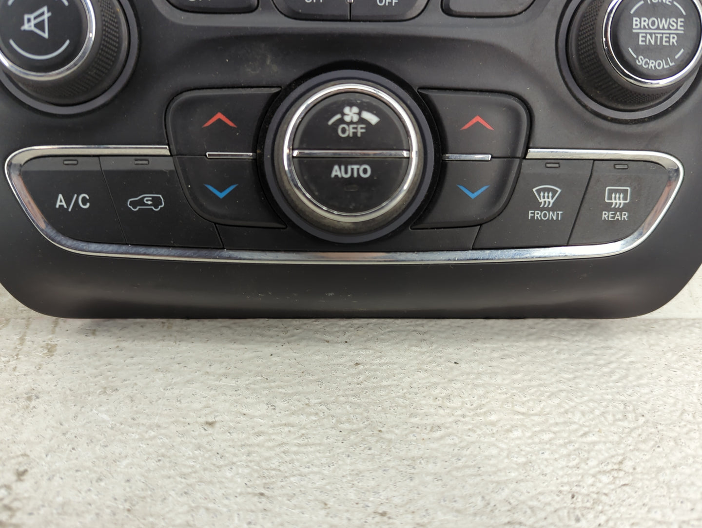 2015-2018 Jeep Cherokee Climate Control Module Temperature AC/Heater Replacement P/N:68249522AA Fits Fits 2015 2016 2017 201
