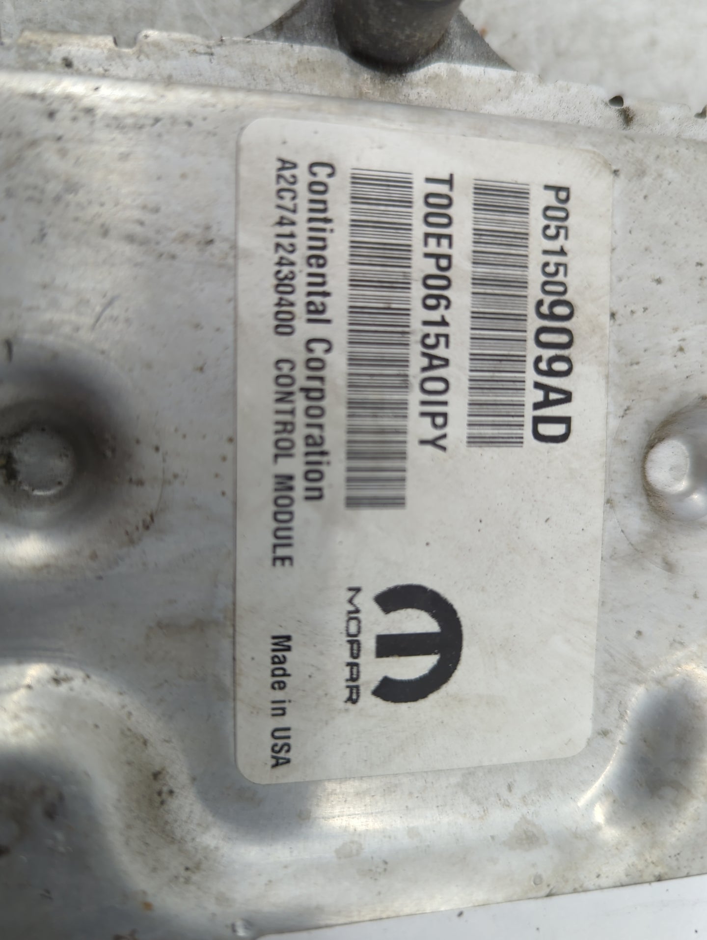 2015 Jeep Cherokee PCM Engine Control Computer ECU ECM PCU OEM P/N:P68242041AE T00EP0615A0IPY, 05150909AD, P05150909AD Fits 