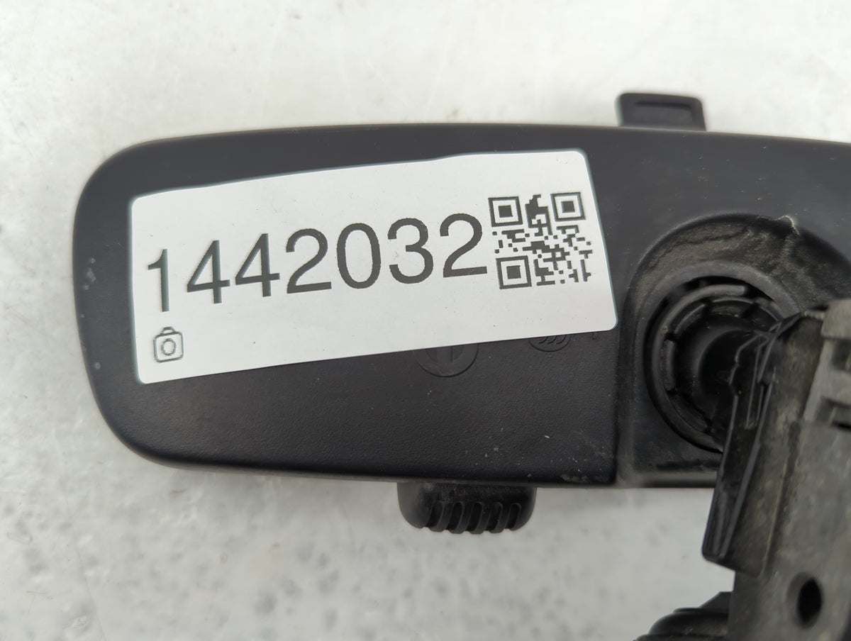 2014-2017 Jeep Cherokee Interior Rear View Mirror Replacement OEM P/N:68144051AC 31195H Fits Fits 2014 2015 2016 2017 OEM Us