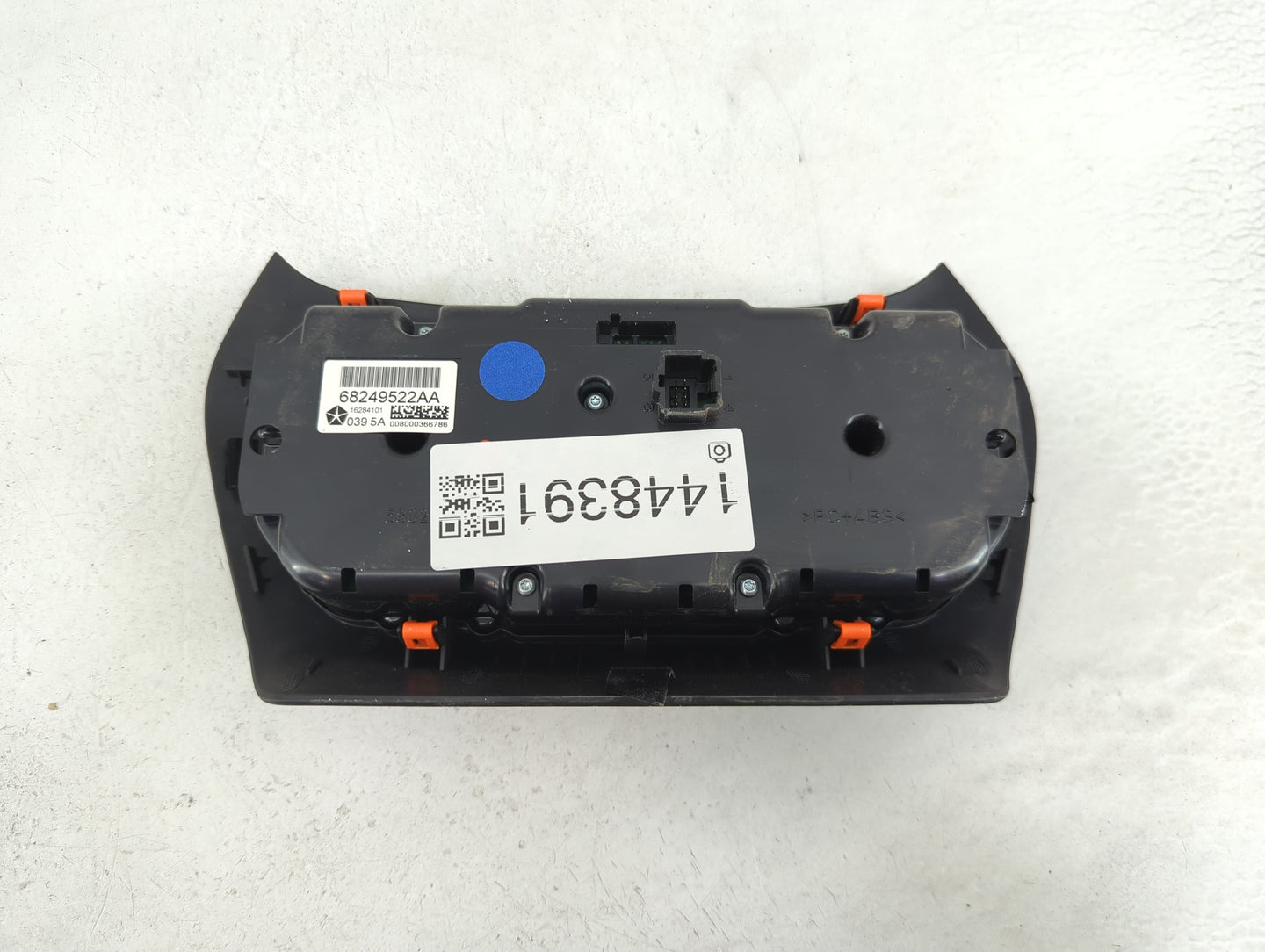 2015-2018 Jeep Cherokee Climate Control Module Temperature AC/Heater Replacement P/N:68249522AA Fits Fits 2015 2016 2017 201