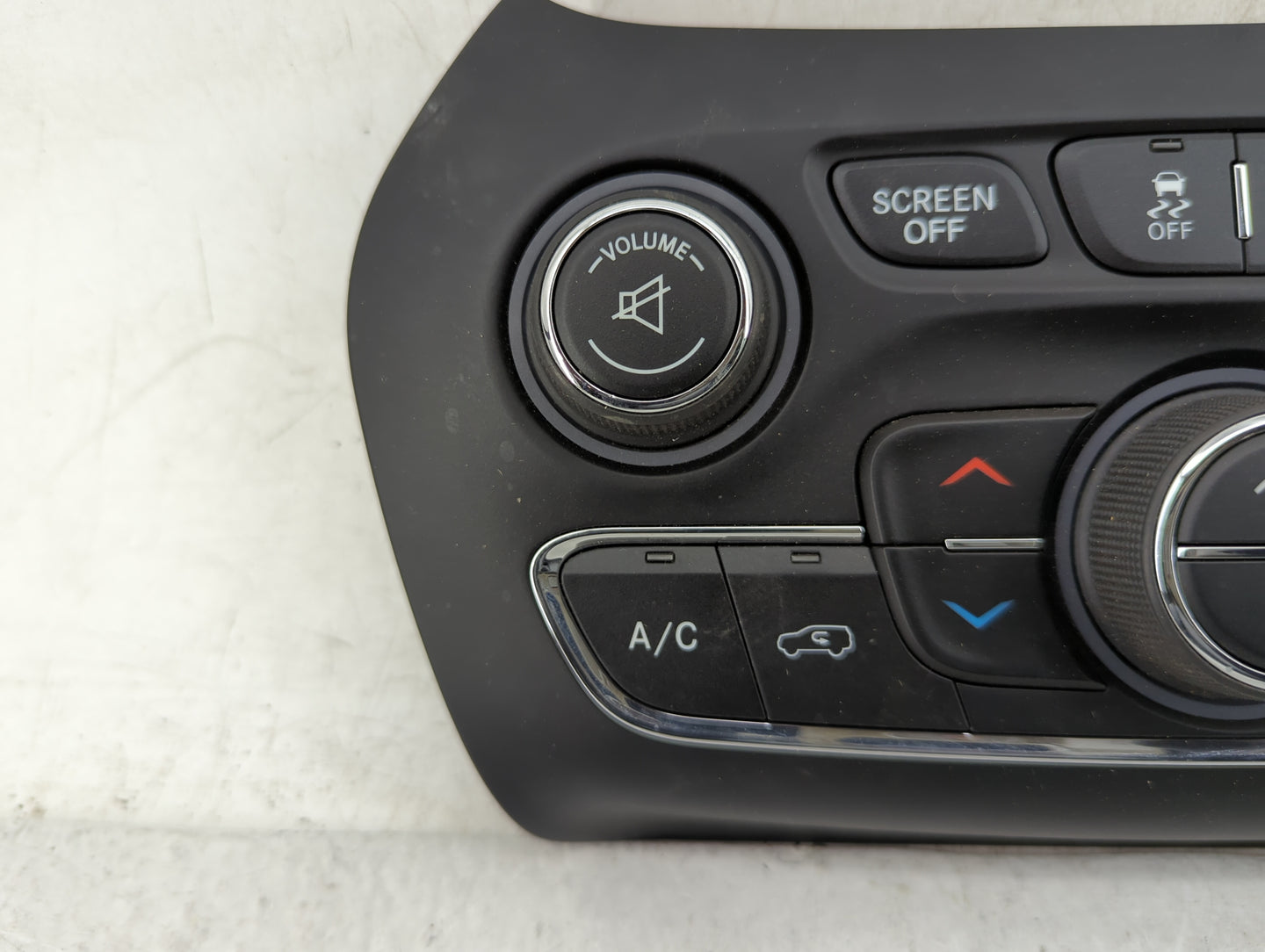 2015-2018 Jeep Cherokee Climate Control Module Temperature AC/Heater Replacement P/N:68249522AA Fits Fits 2015 2016 2017 201