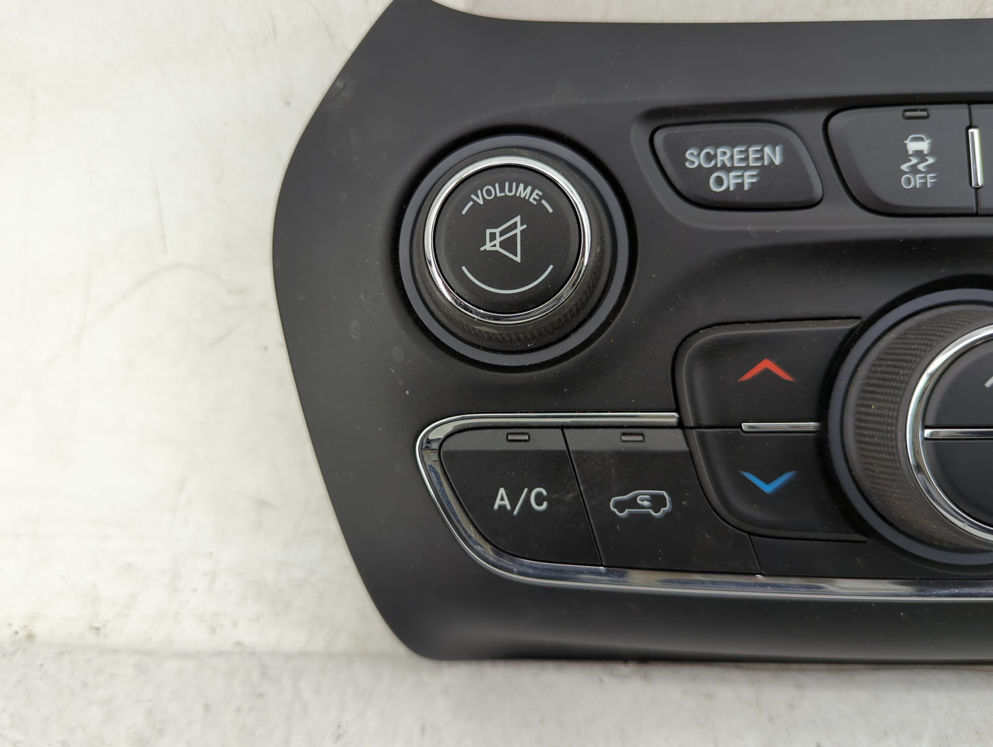 2015-2018 Jeep Cherokee Climate Control Module Temperature AC/Heater Replacement P/N:68249522AA Fits Fits 2015 2016 2017 201
