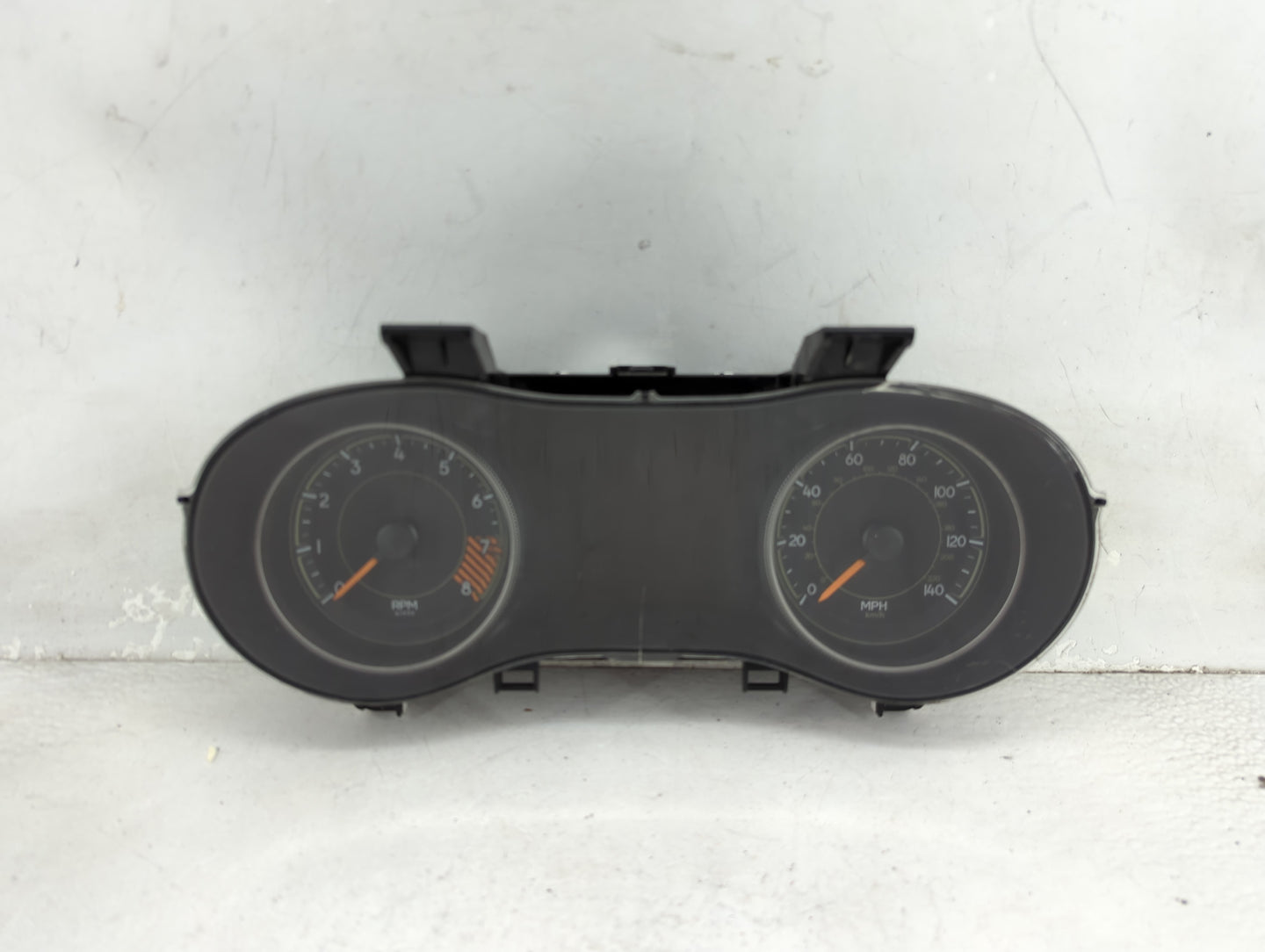 2015 Jeep Cherokee Instrument Cluster Speedometer Gauges P/N:P68241330AC Miles:84K Fits OEM Used Auto Parts - Oemusedautopar