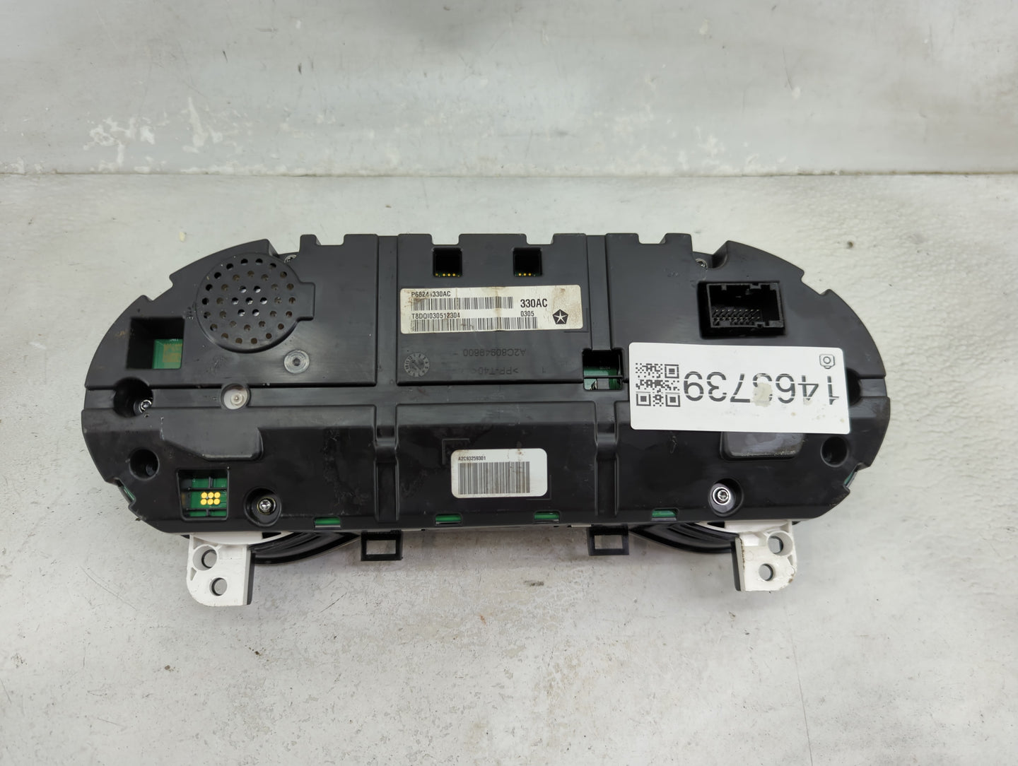 2015 Jeep Cherokee Instrument Cluster Speedometer Gauges P/N:P68241330AC Miles:84K Fits OEM Used Auto Parts - Oemusedautopar