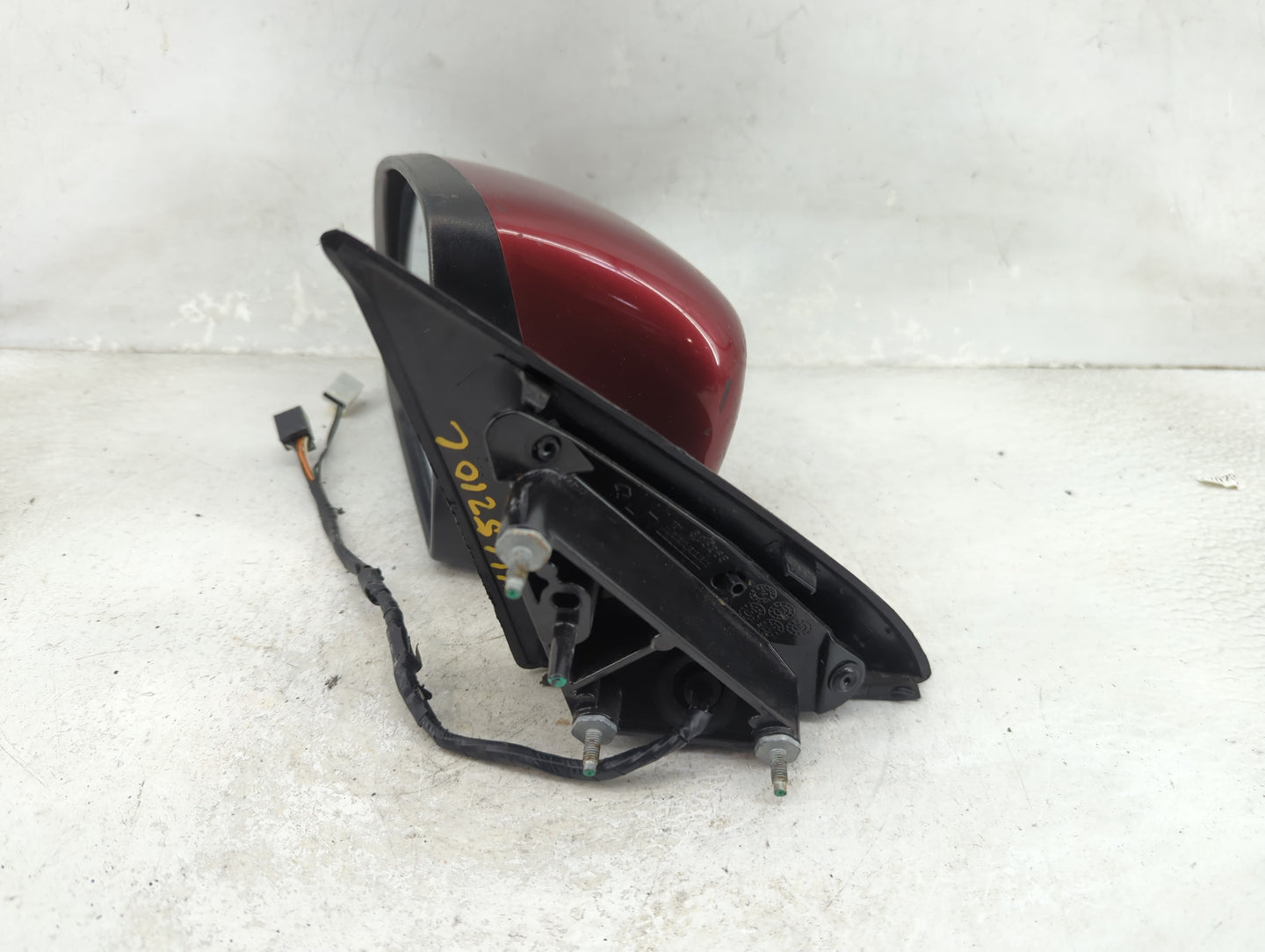 2014-2021 Jeep Cherokee Driver Side View Mirror - Left Door Mirror OEM Used - Oemusedautoparts1.com