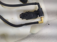 2014-2018 Jeep Cherokee Windshield Washer Fluid Reservoir Bottle Oem 1474219 - Oemusedautoparts1.com