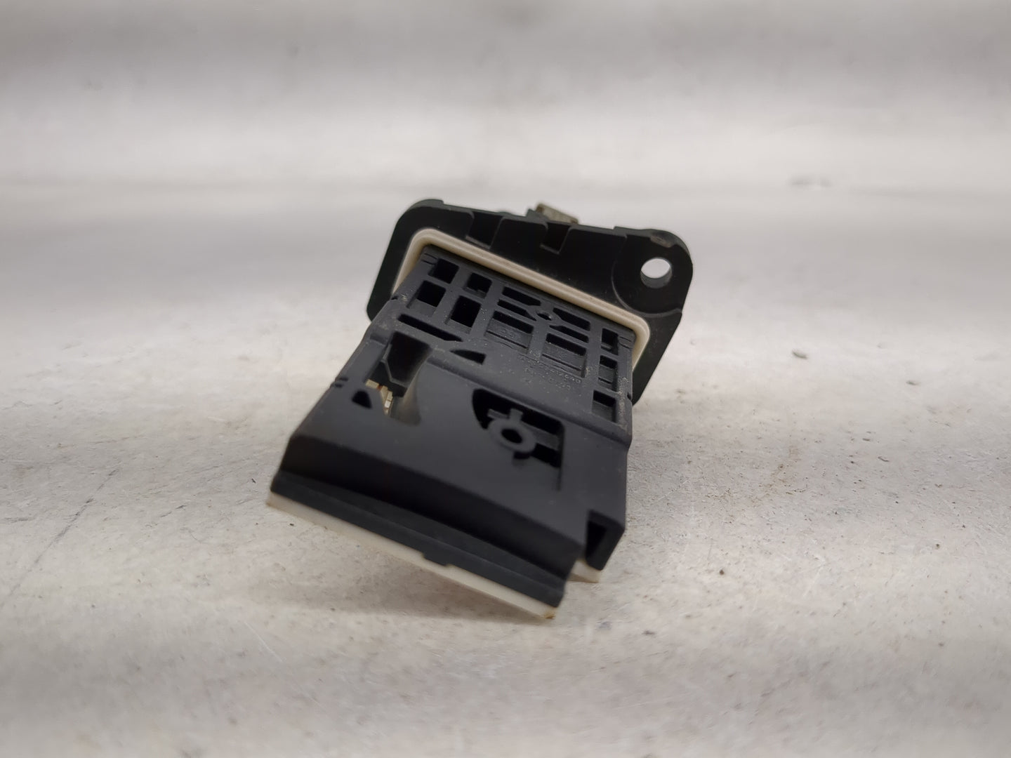 2014-2018 Jeep Cherokee Mass Air Flow Meter Maf 1486726 - Oemusedautoparts1.com