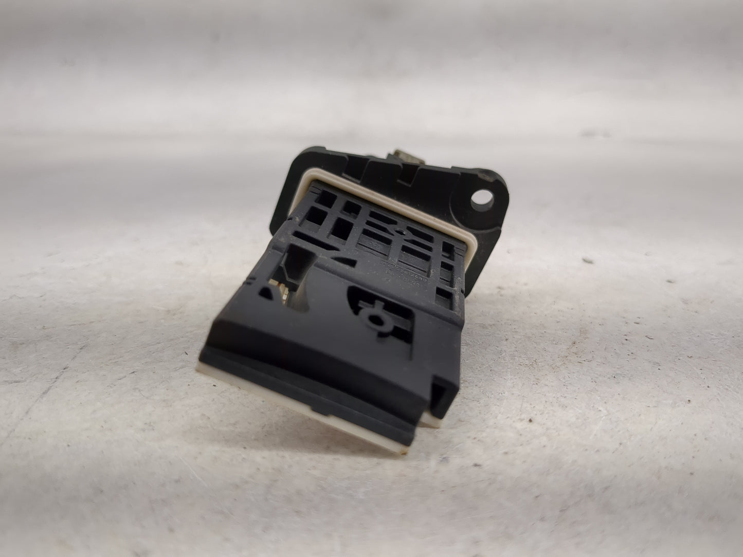 2014-2018 Jeep Cherokee Mass Air Flow Meter Maf 1486726 - Oemusedautoparts1.com
