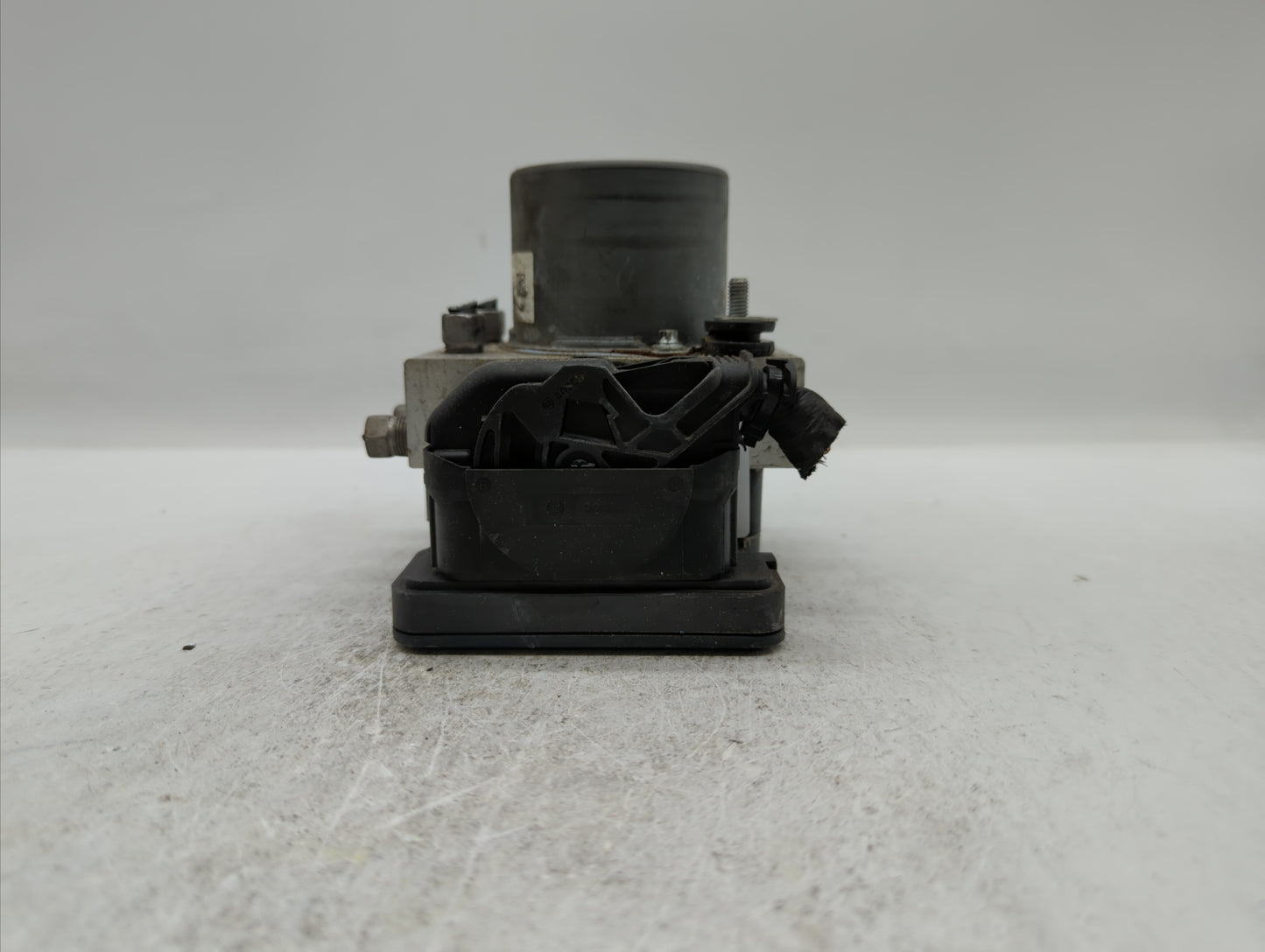 2015 Jeep Cherokee ABS Pump Control Module Replacement P/N:P68237001AE P68237001AD Fits OEM Used Auto Parts - Oemusedautopar