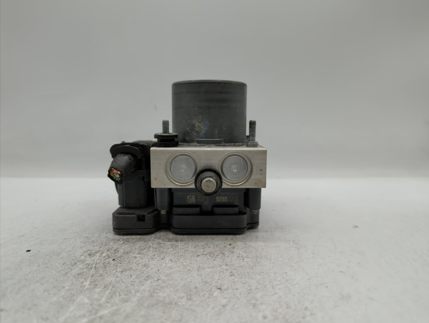 2015 Jeep Cherokee ABS Pump Control Module Replacement P/N:P68237001AE P68237001AD Fits OEM Used Auto Parts - Oemusedautopar