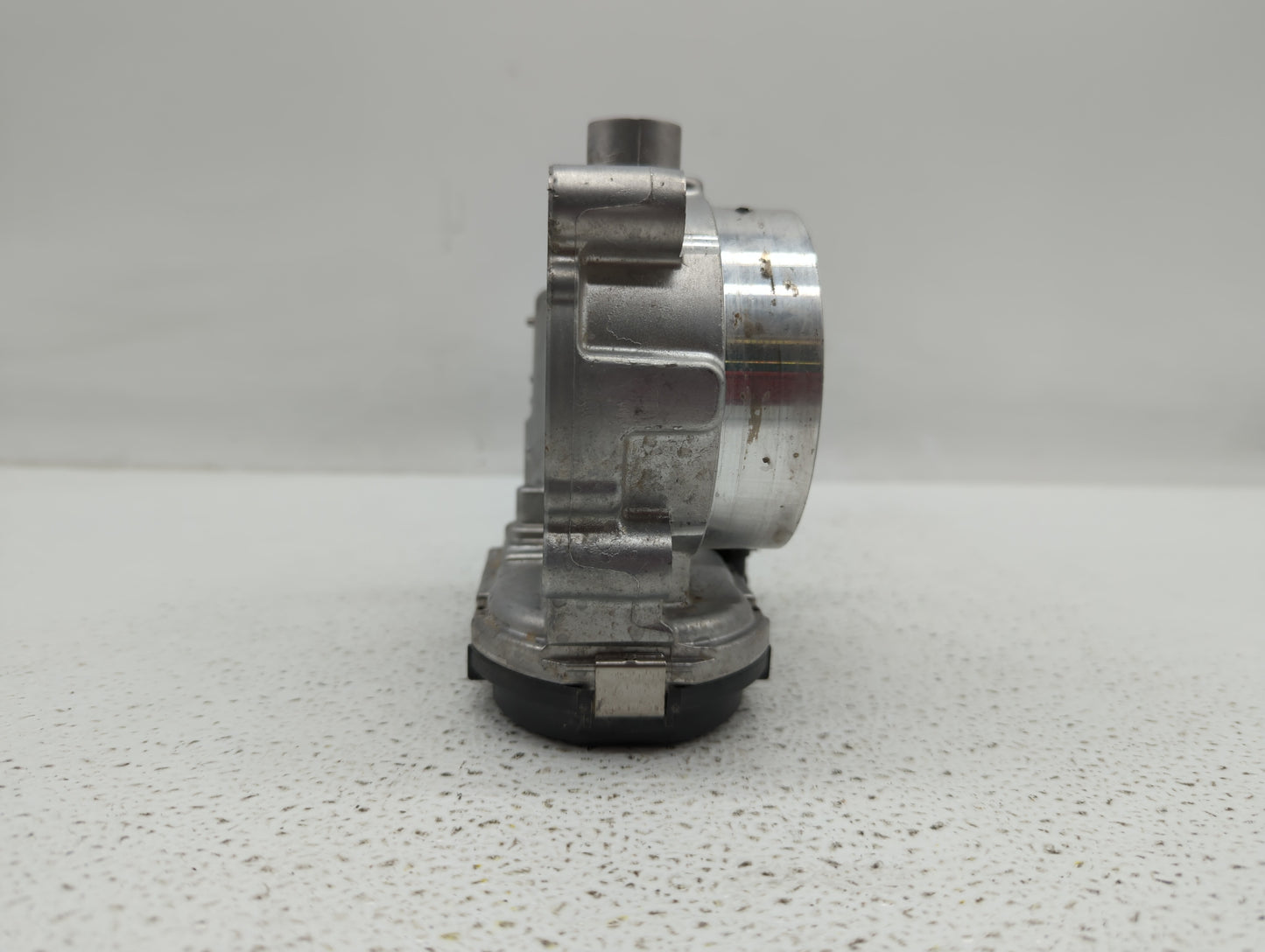 2014-2017 Jeep Cherokee Throttle Body P/N:05184349AC 05184349AE, 05184349AF Fits Fits 2011 2012 2013 2014 2015 2016 2017 201