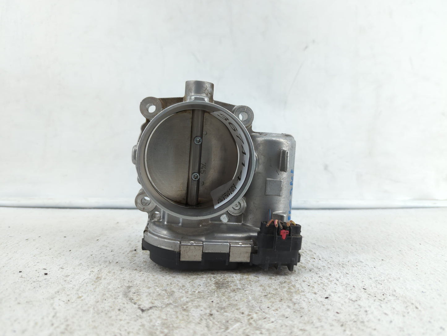 2014-2017 Jeep Cherokee Throttle Body P/N:05184349AC Fits Fits 2011 2012 2013 2014 2015 2016 2017 2018 2019 OEM Used Auto Pa