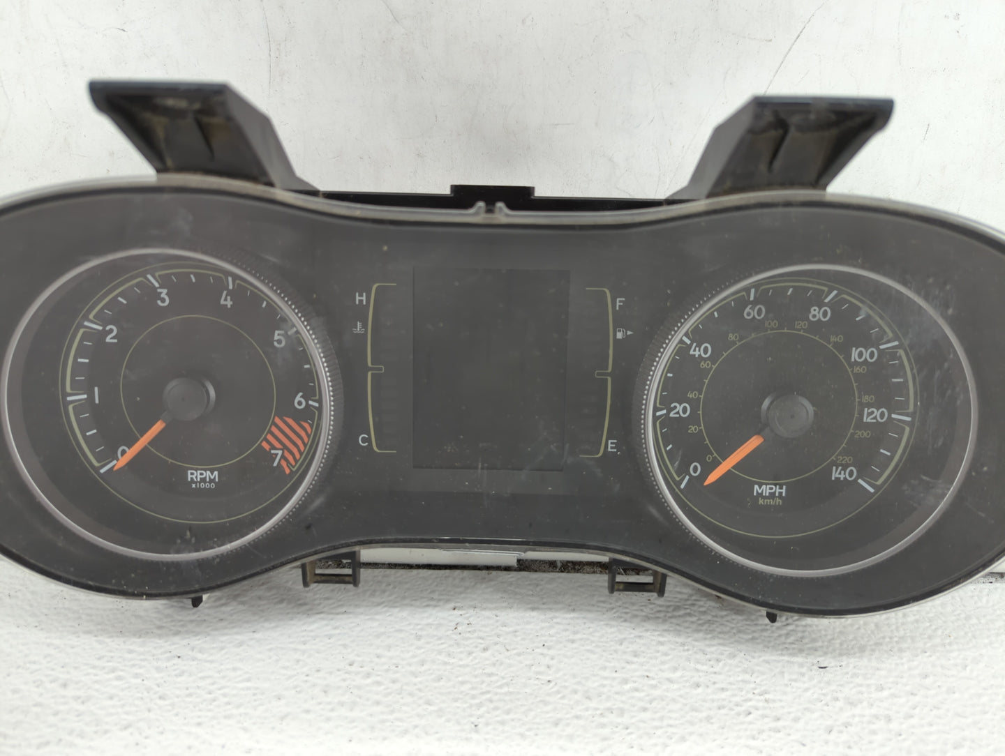 2015 Jeep Cherokee Instrument Cluster Speedometer Gauges P/N:P68241293AD P68241293AC Fits OEM Used Auto Parts - Oemusedautop