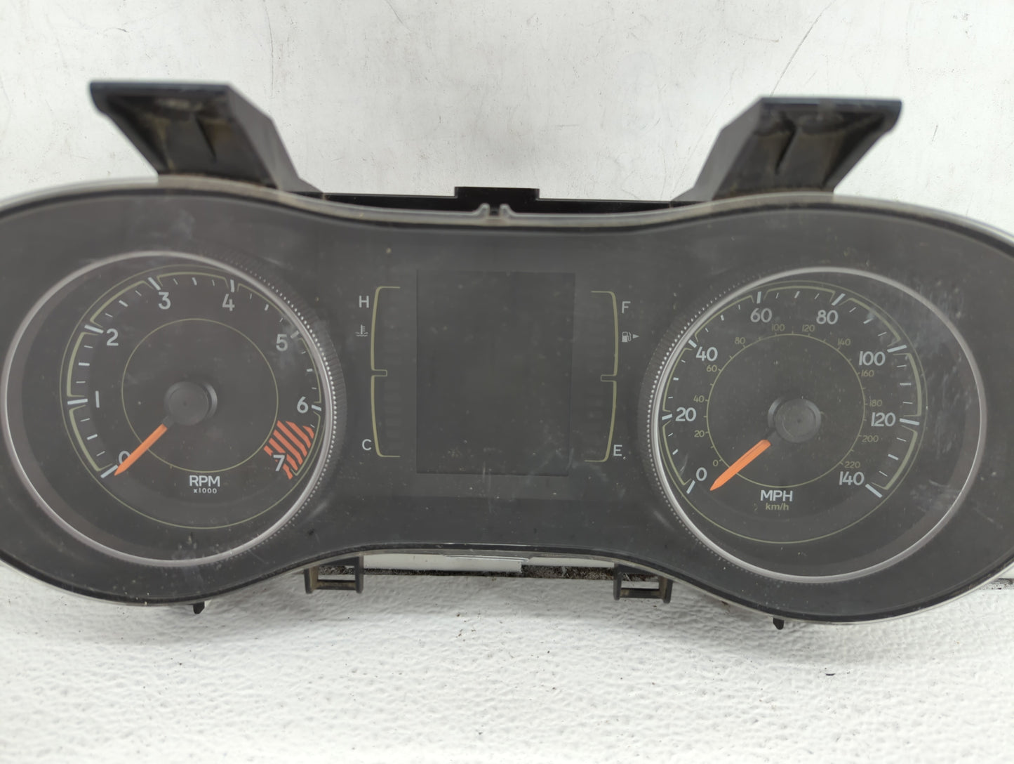 2015 Jeep Cherokee Instrument Cluster Speedometer Gauges P/N:P68241293AD P68241293AC Fits OEM Used Auto Parts - Oemusedautop