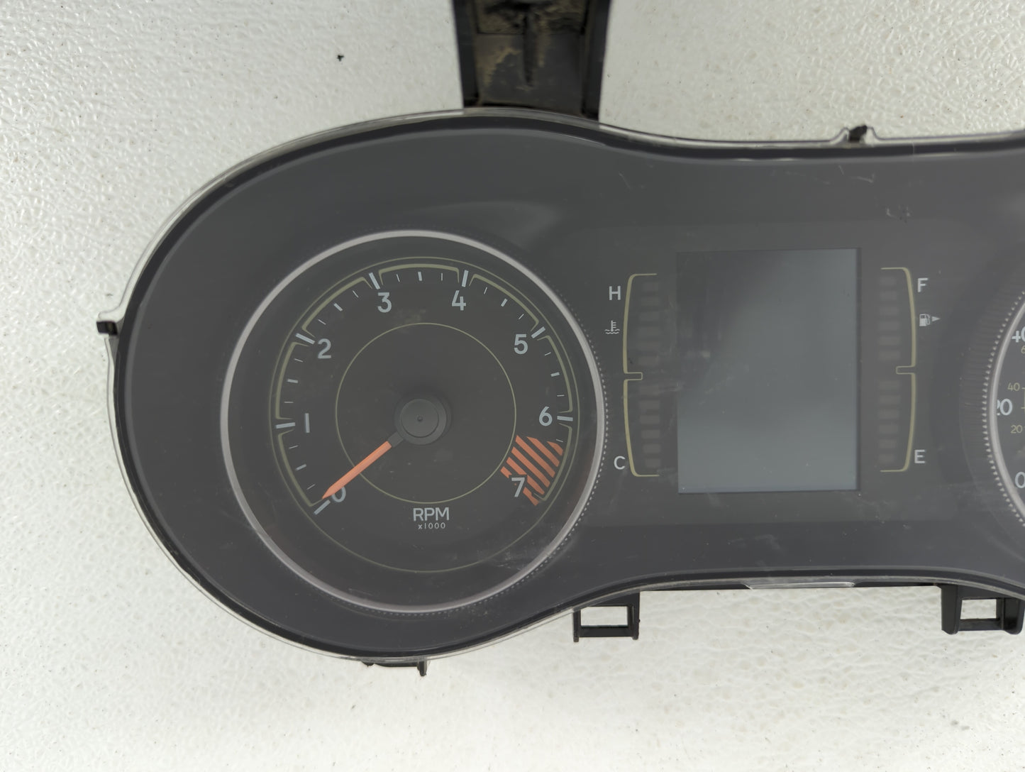 2015 Jeep Cherokee Instrument Cluster Speedometer Gauges P/N:P68241293AC P68241293AD Fits OEM Used Auto Parts - Oemusedautop