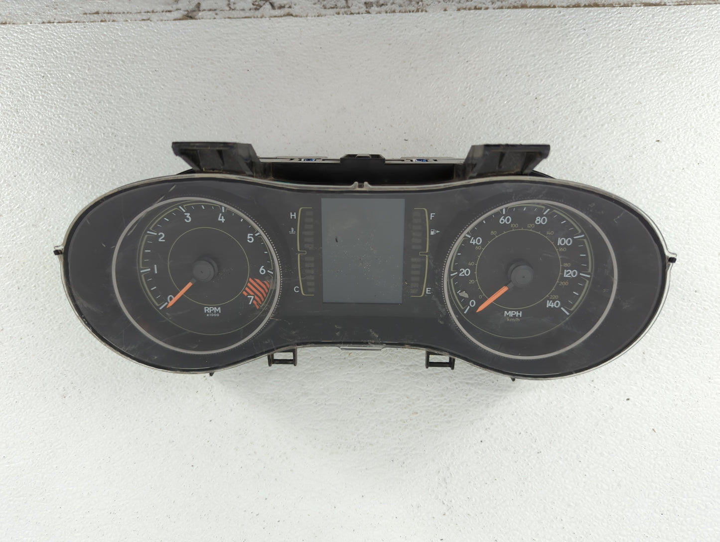 2015 Jeep Cherokee Instrument Cluster Speedometer Gauges P/N:P68241293AC P68241293AD Fits OEM Used Auto Parts - Oemusedautop