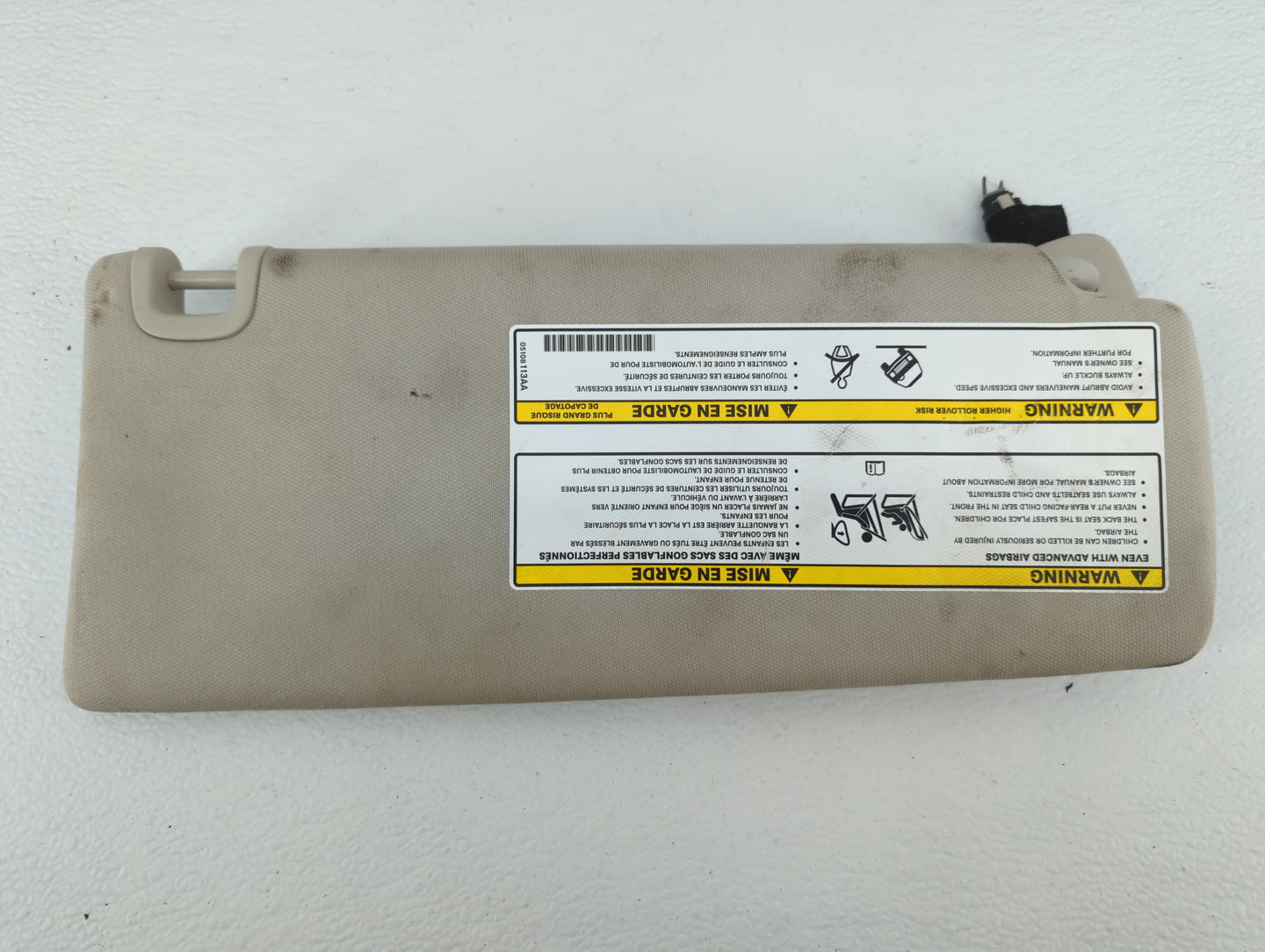 2014-2018 Jeep Cherokee Sun Visor Shade Replacement Passenger Right Mirror Fits Fits 2014 2015 2016 2017 2018 OEM Used Auto 