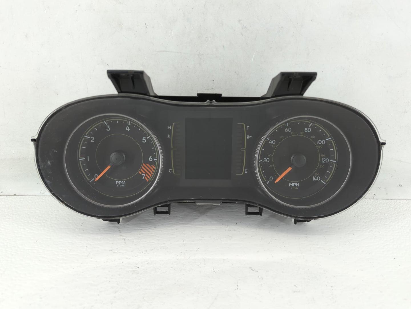 2015 Jeep Cherokee Instrument Cluster Speedometer Gauges P/N:P68241293AC Fits OEM Used Auto Parts - Oemusedautoparts1.com